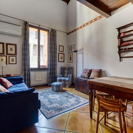 Piazza Maggiore Duplex Apartment By Wonderful Italy Болонья Экстерьер фото