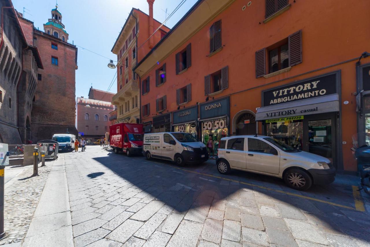 Piazza Maggiore Duplex Apartment By Wonderful Italy Болонья Экстерьер фото